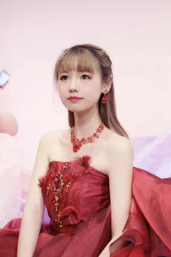 Thumb e014c8f5 af2e 48b2 bcde fab1dd6cee80