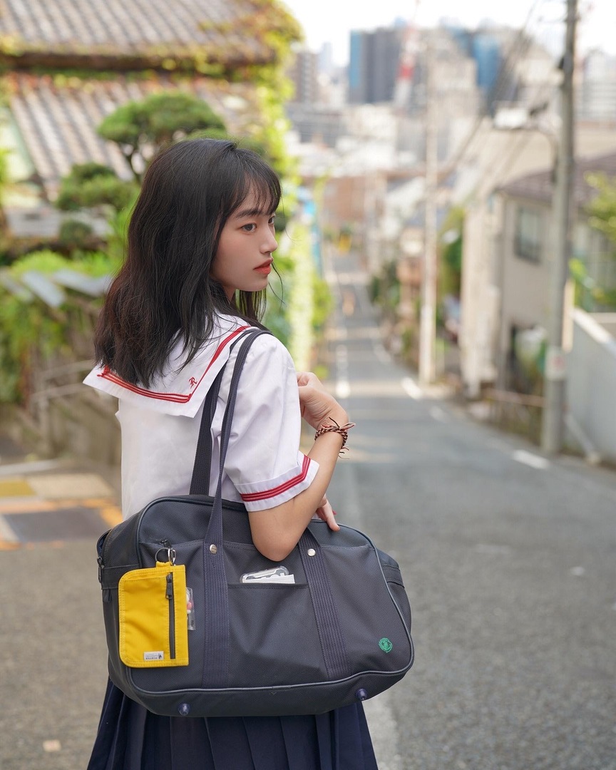 Thumb 9da45cbc ac93 4484 b303 0344d5bb6747