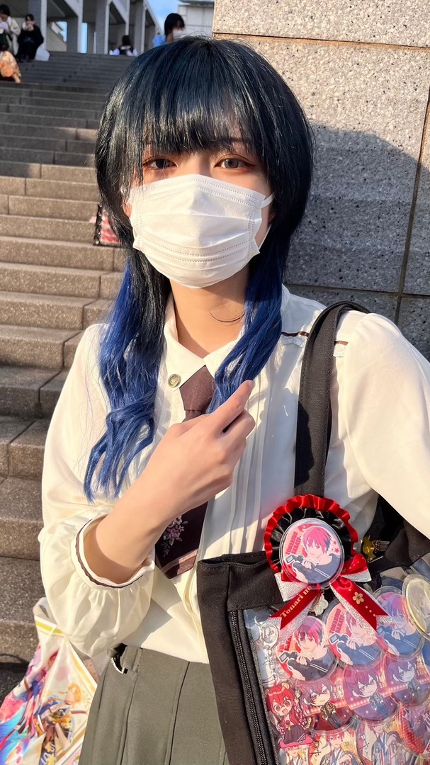 Thumb e8d51a8d d22f 4aba 97fa 257b9cad3290