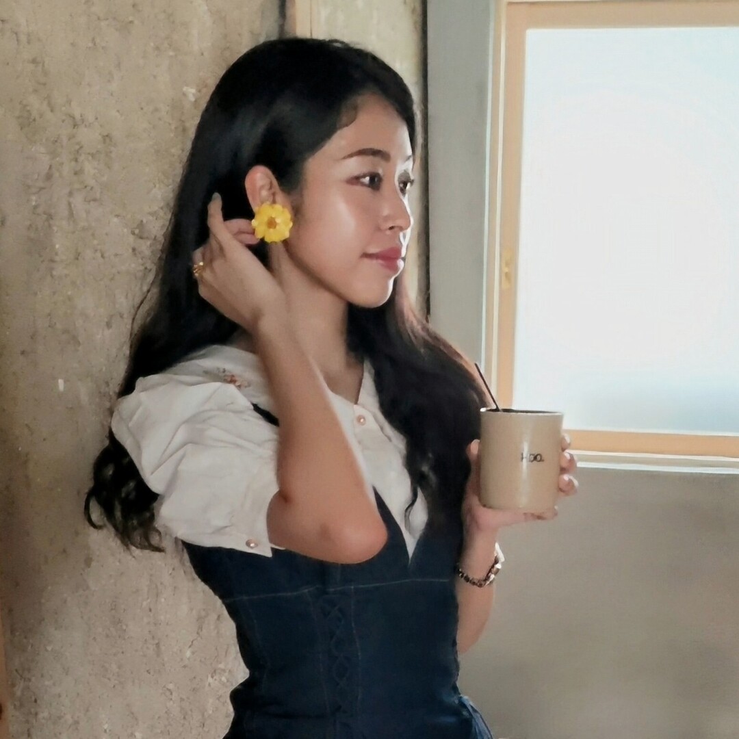 Thumb 065bca44 664d 45b7 9374 00b5cc399dfc