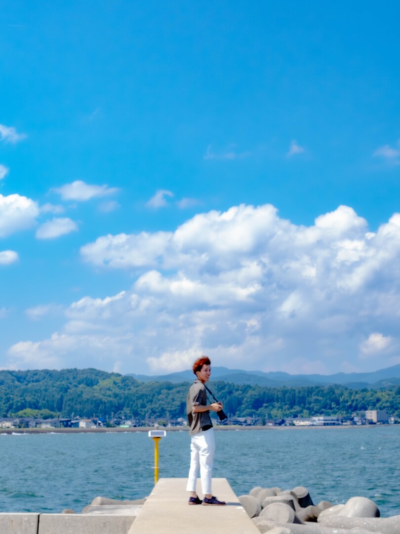 Thumb 74e96046 7ece 4337 b1b3 fce49278847f