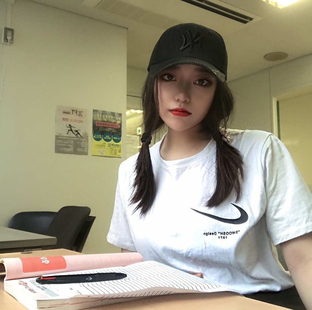 Thumb 7bd194fb d7f9 4878 9d20 de883e905615