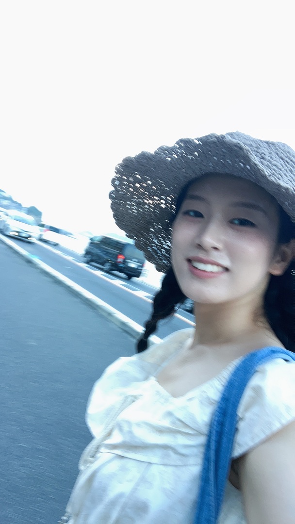 Thumb 53216971 5329 41b7 9880 8e0e610ac0fe