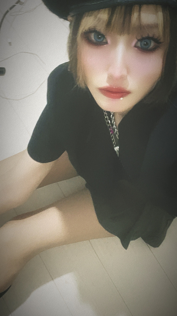 Thumb c3e240cb 1830 4173 97a3 b390d4dcec00