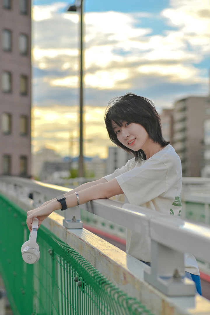 Thumb 76346476 80e1 4d57 84cb d0baa38d1108