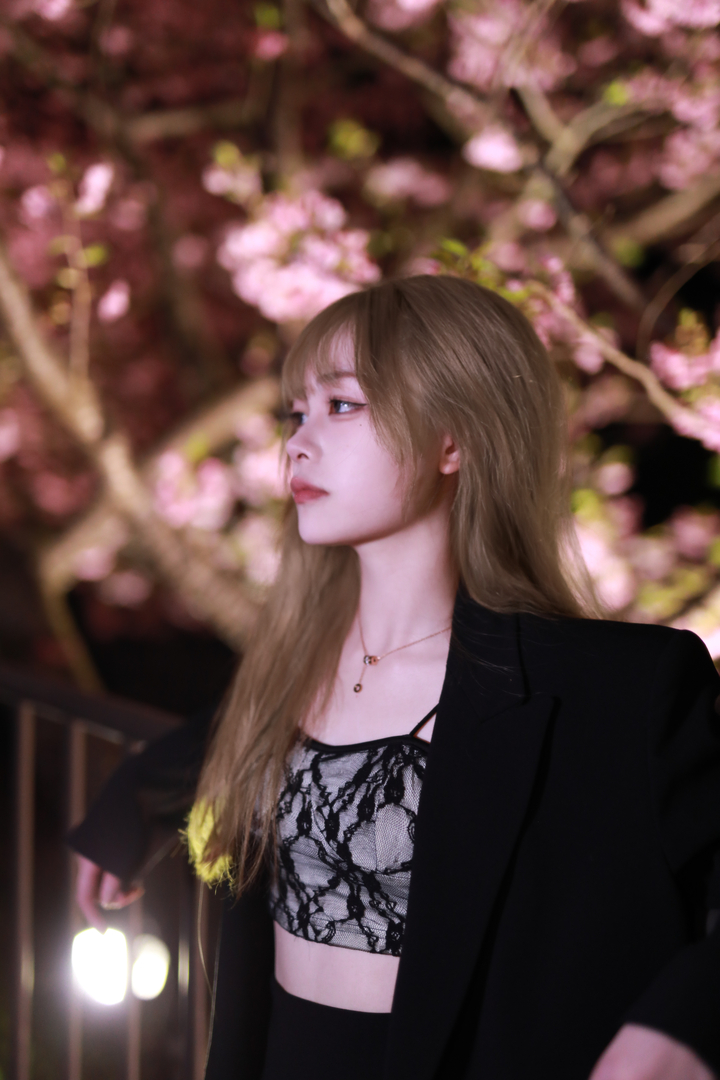 Thumb b5538897 0660 414d 9372 759dc49d56c2