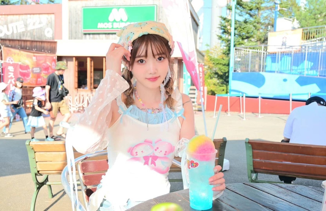 Thumb 57670d6d a696 482e bb2f 94e2e2ec9596