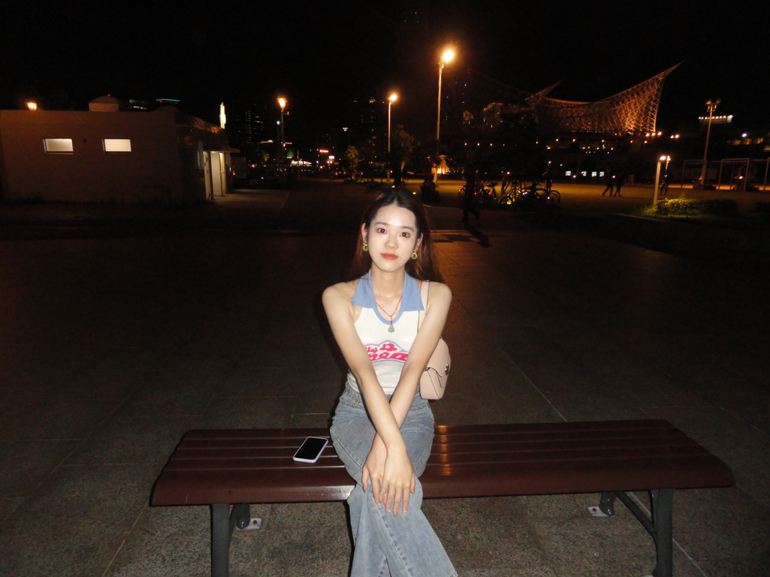 Thumb 1f496563 8caa 4935 90c1 ec37a9a81264