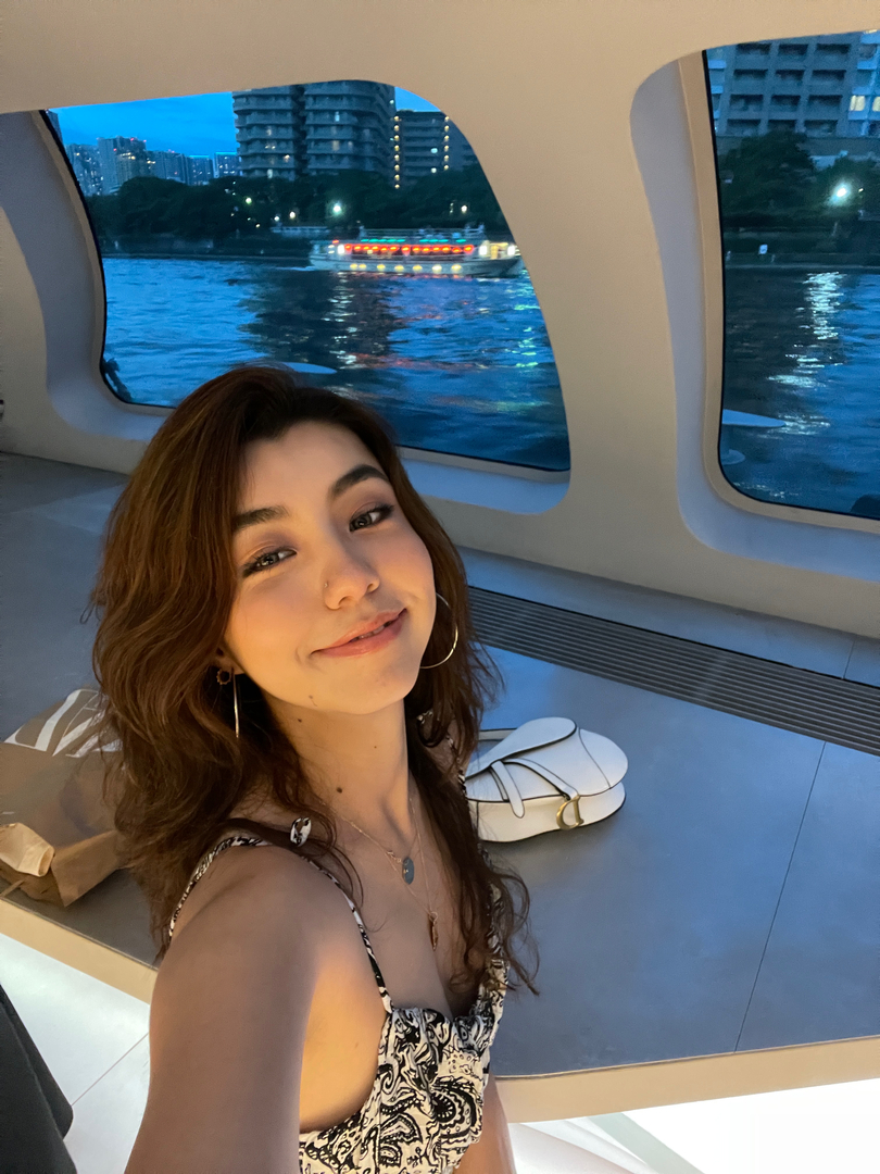 Thumb 2b370237 cbc4 4252 940d ca3c1d984bf6