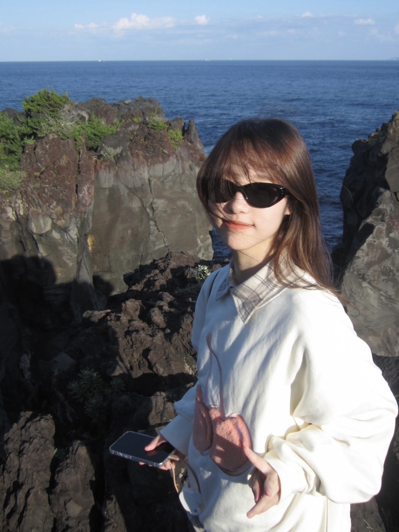 Thumb 986a1a8f e90d 409a a2c0 aaea2a787c08