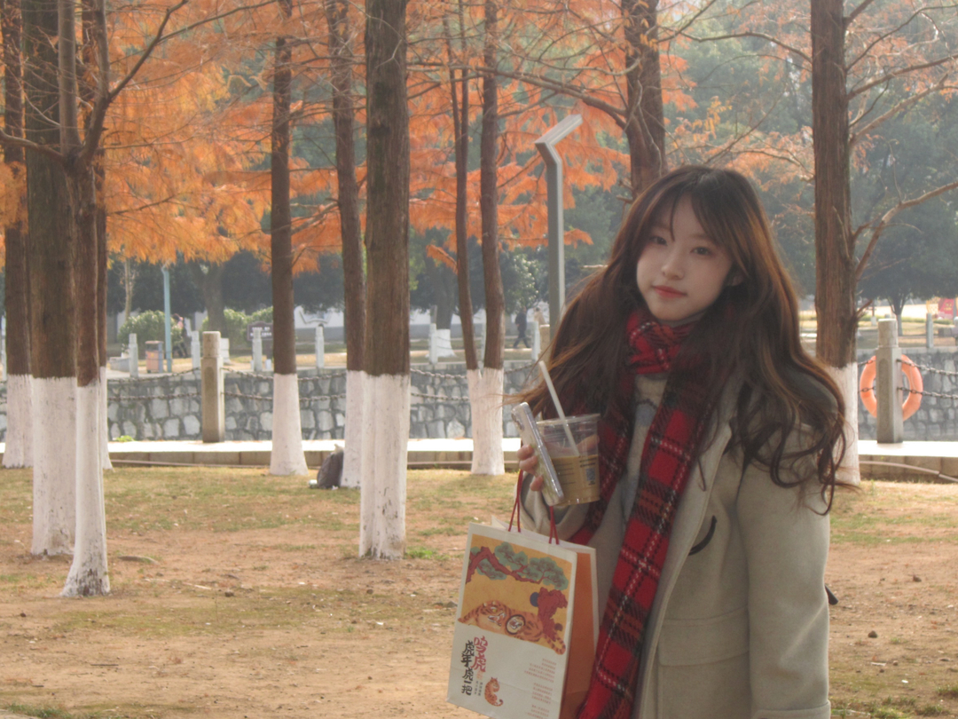 Thumb 5cd975d4 b673 430f 8918 8488ce2caba5