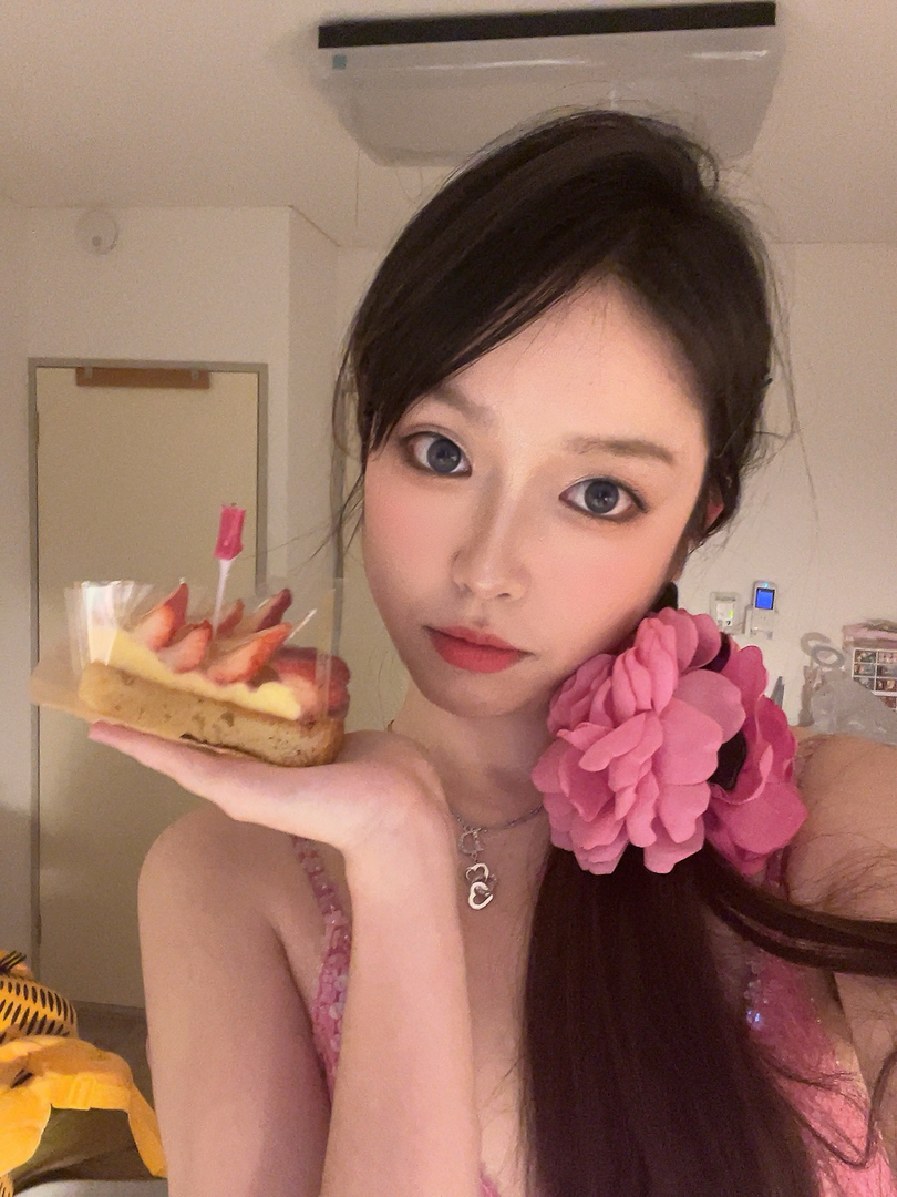 Thumb ae767083 90ac 4c21 8dc4 311d5f68d99e