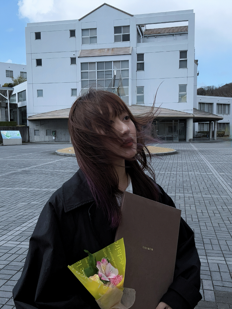 Thumb 6b698d8e b5b5 462c a107 98d827e70713