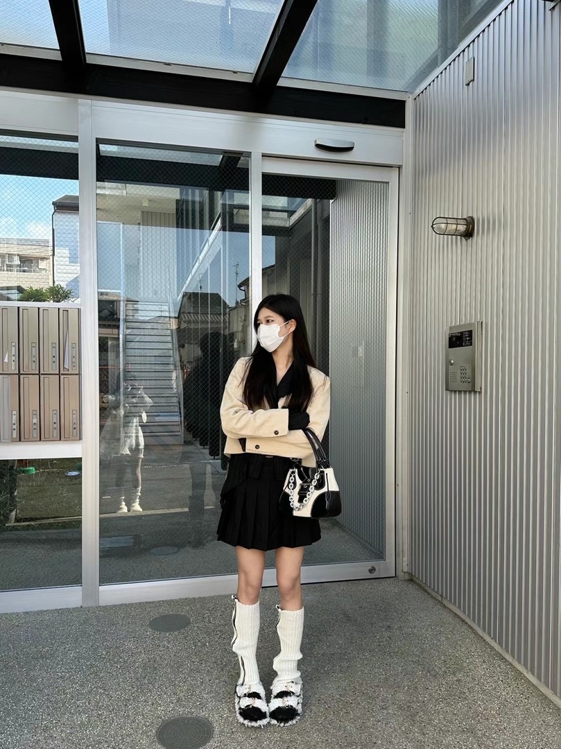 Thumb 02613174 423f 4563 b48c 0dac27ba48fd