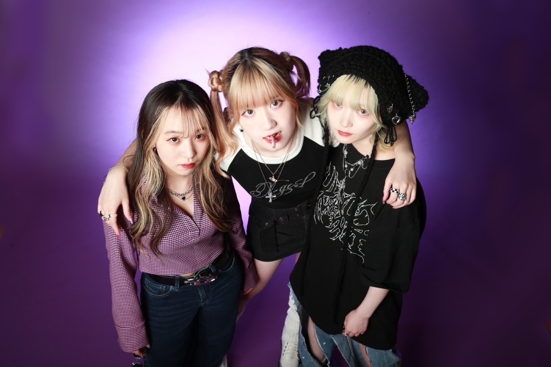 Thumb cdb0acc2 fd98 4710 bc93 fc08637cea56