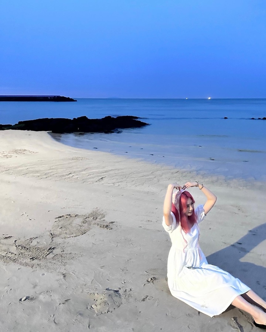 Thumb 1ad667cb bee8 44ee 898a c97789e1dd6c