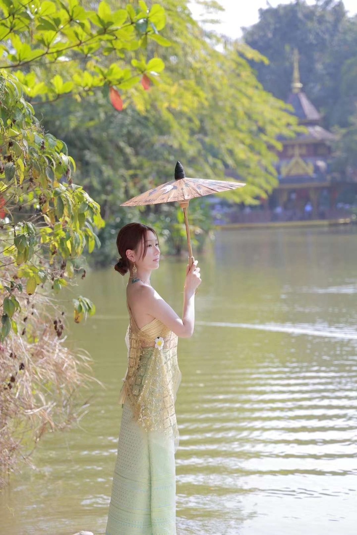 Thumb dec1558c 0330 4e89 baba 21d6698b3df2