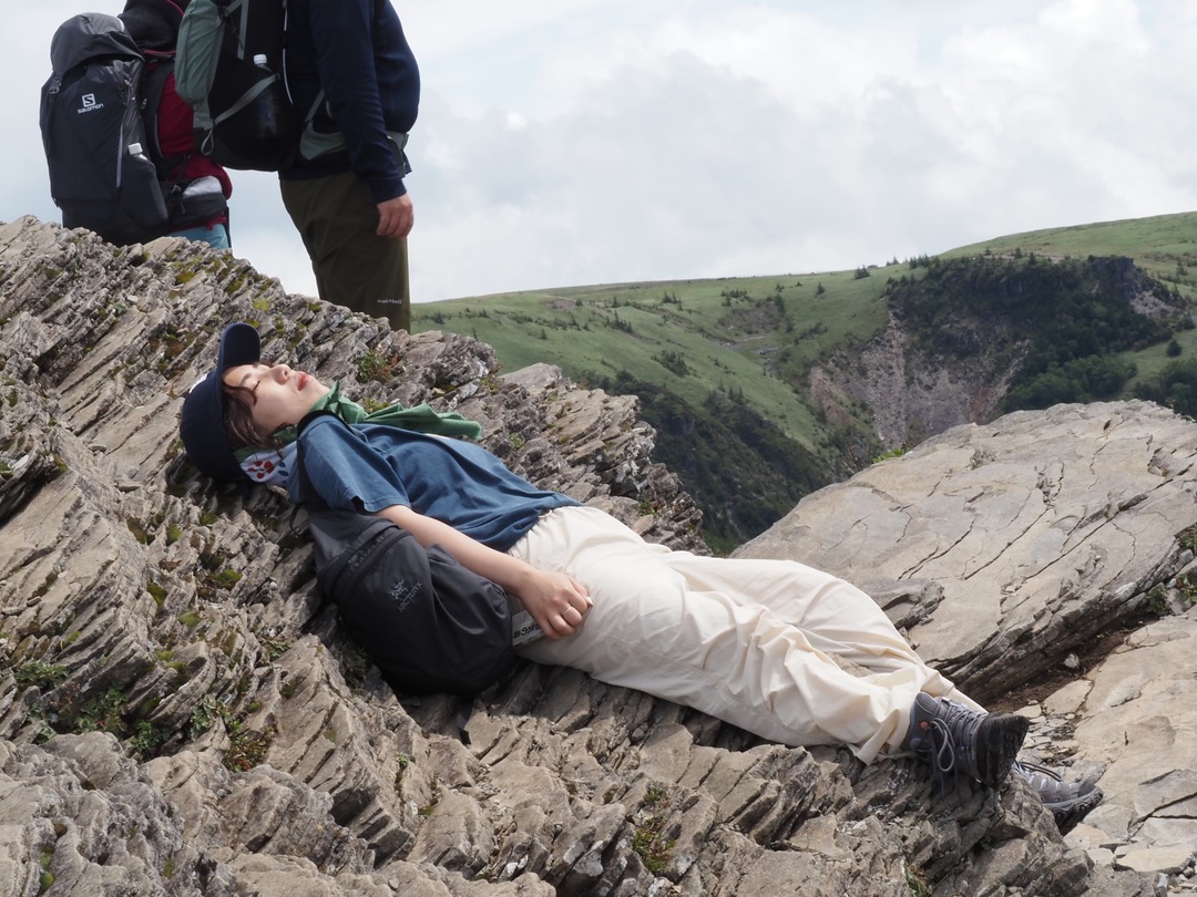 Thumb 9cfc83fe 992d 4a74 89a3 0e460733dc99