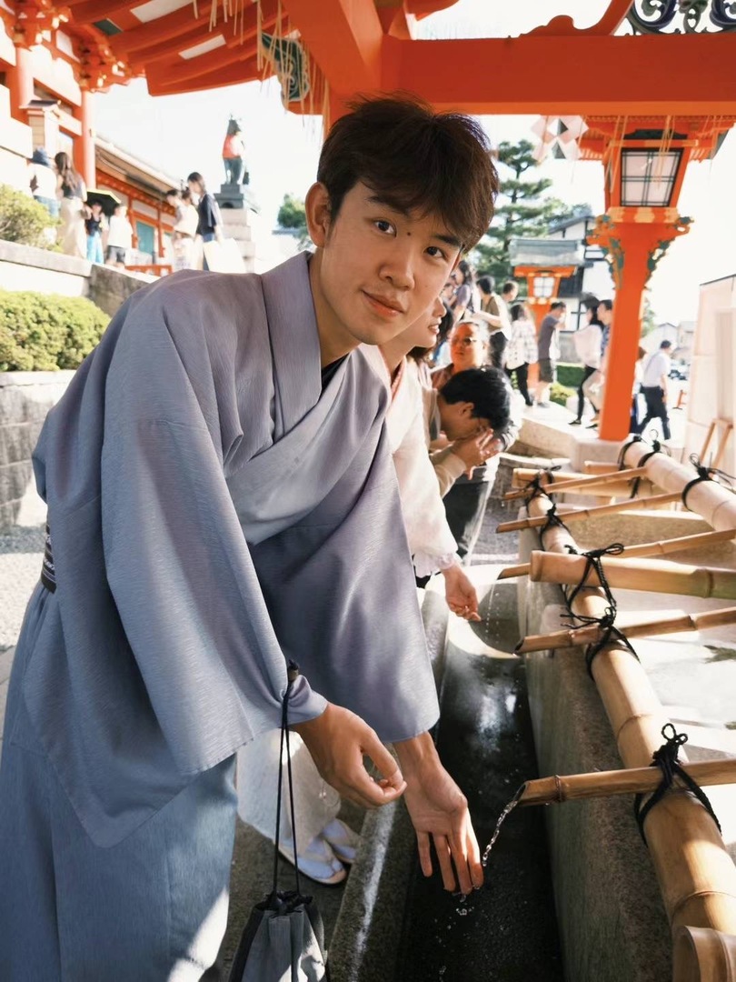 Thumb ae01e692 d6d0 477e aead 085bc654b0d2