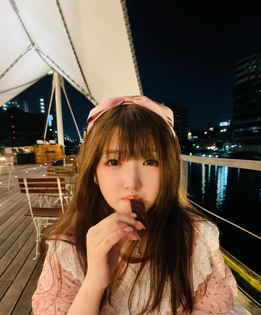 Thumb 6c202823 1977 4711 b057 e324692c4cc5