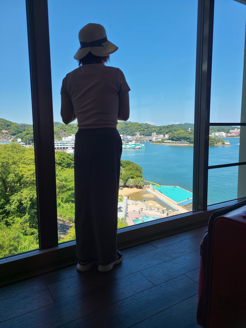 Thumb f2dd9c0c 32df 47a8 acd5 5be5f2a75657