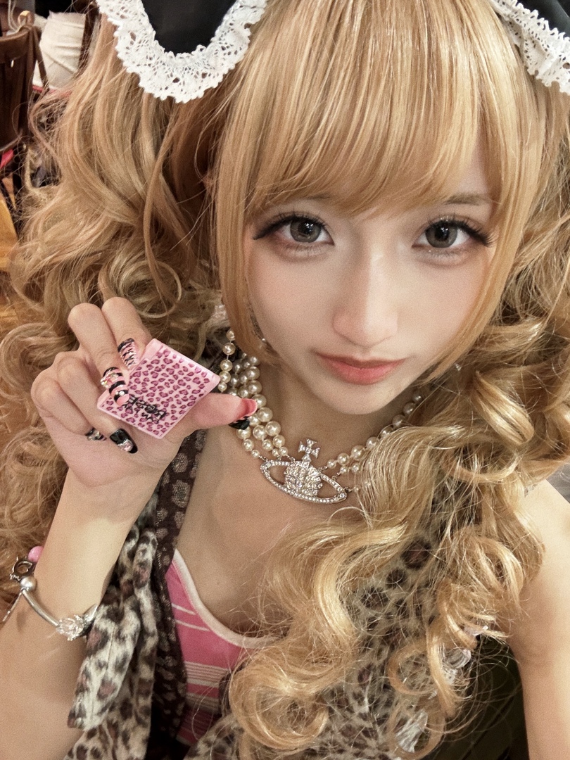 Thumb 3fd737e7 ad68 495b a5a5 bf2456e9b8c9