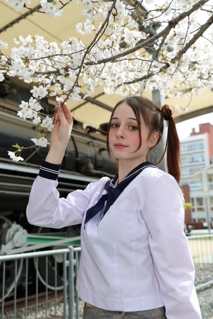 Thumb 648fffee 3d1c 4de2 ab40 5e8e050c4aae