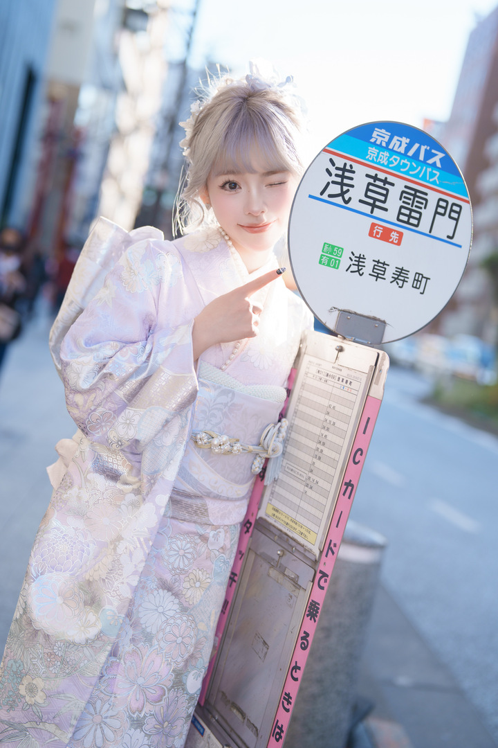 Thumb b1976028 0f2e 447d acd6 2a103db6d3a2