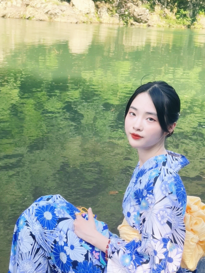 Thumb 8dffd4b0 b3d0 4c32 8a8e db87eeb8dac3