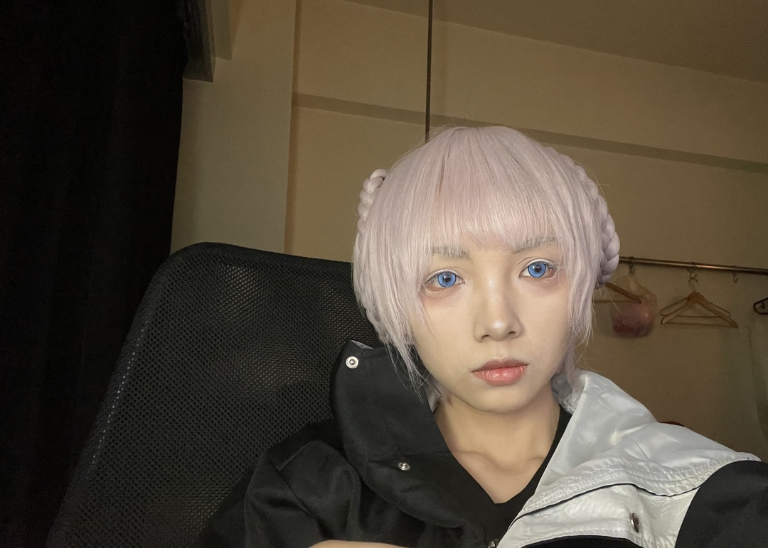 Thumb e49280cb 42b2 4250 98e9 087d82b0f824