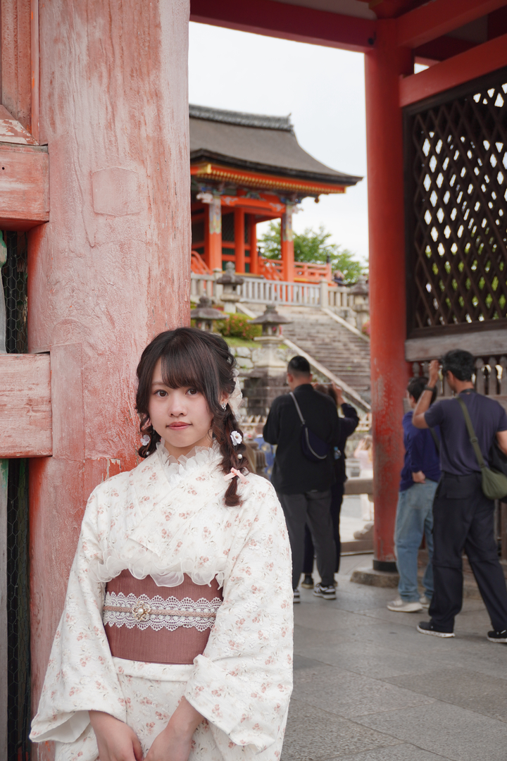 Thumb 49113153 70d5 408f 975e 5918b3393d17