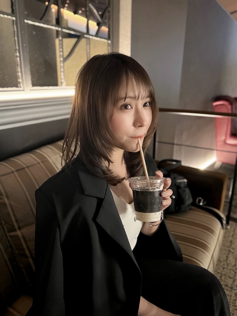 Thumb a6441208 36b8 4d8f aed8 e5d8a679ecbc