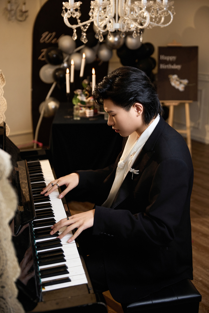 Thumb bf4ec338 f263 4647 83c2 34bc3c2f43ce