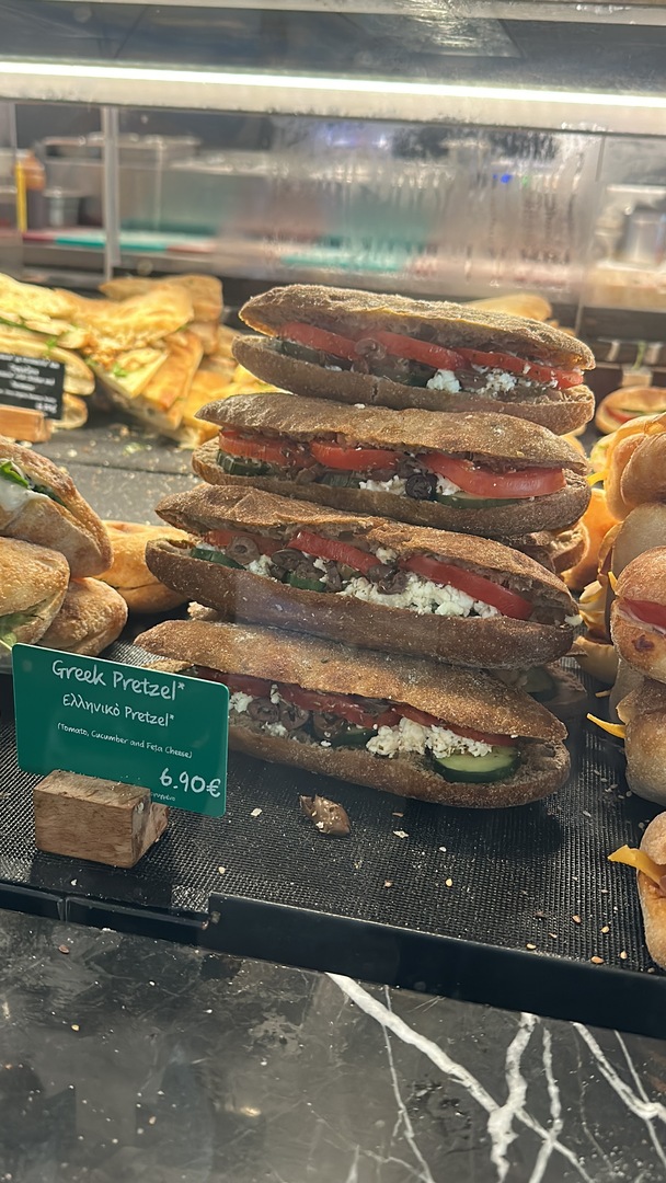 Thumb 3c922281 11ed 4848 8815 393458aba8db