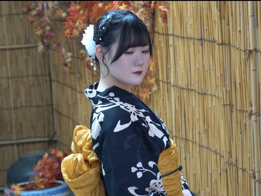 Thumb e309db3e e045 4604 9a2e 33a165d83298