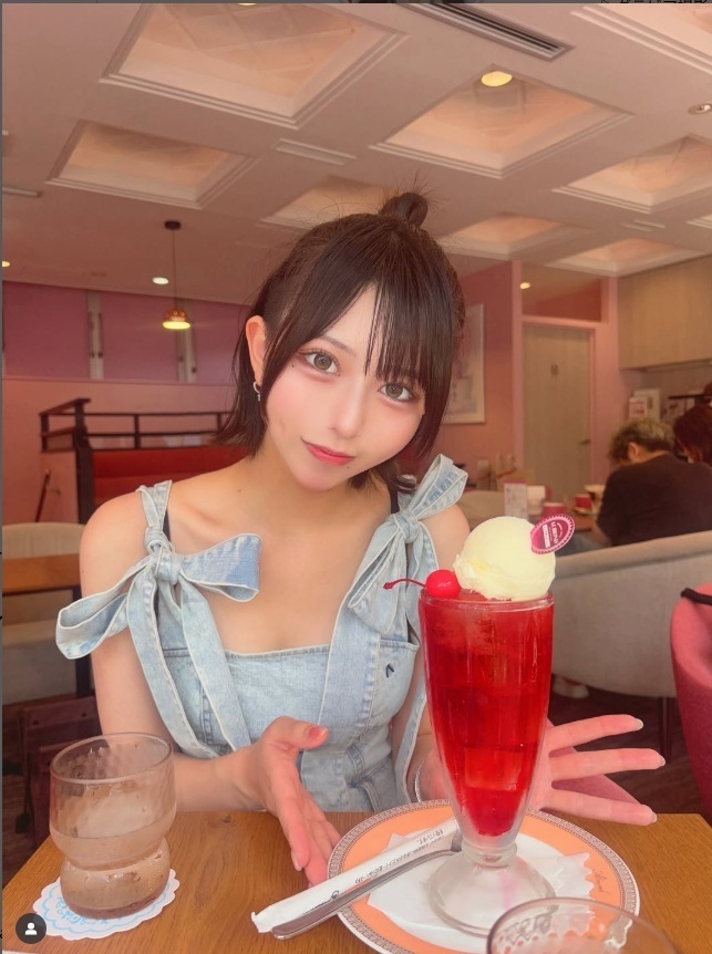 Thumb b5ff9b82 feb9 4638 ad05 831e3ee6e1e4