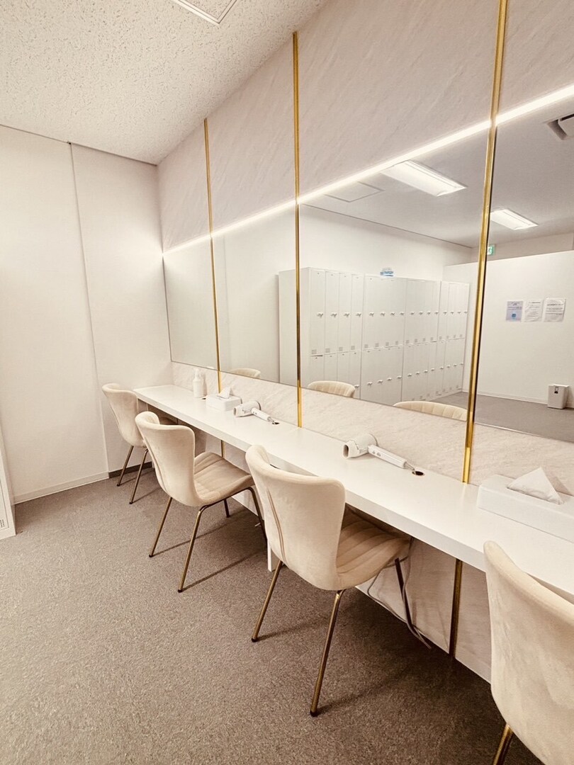 Thumb 68a38f23 f998 45e6 ab26 b49571467325