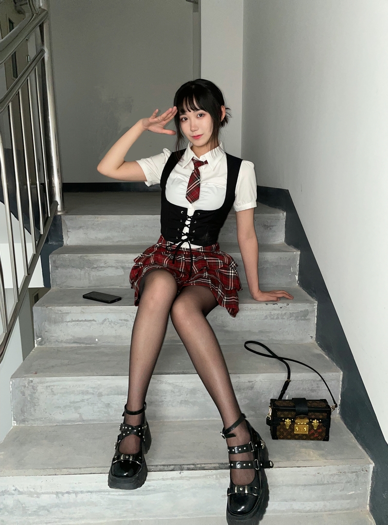 Thumb 52ed1217 2b1a 4b76 b589 f8f78d6629f4