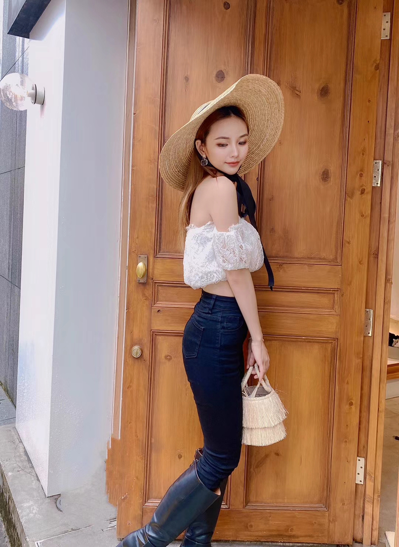 Thumb acecaf3b d5f5 48e6 9b4f 29b82b75ff35