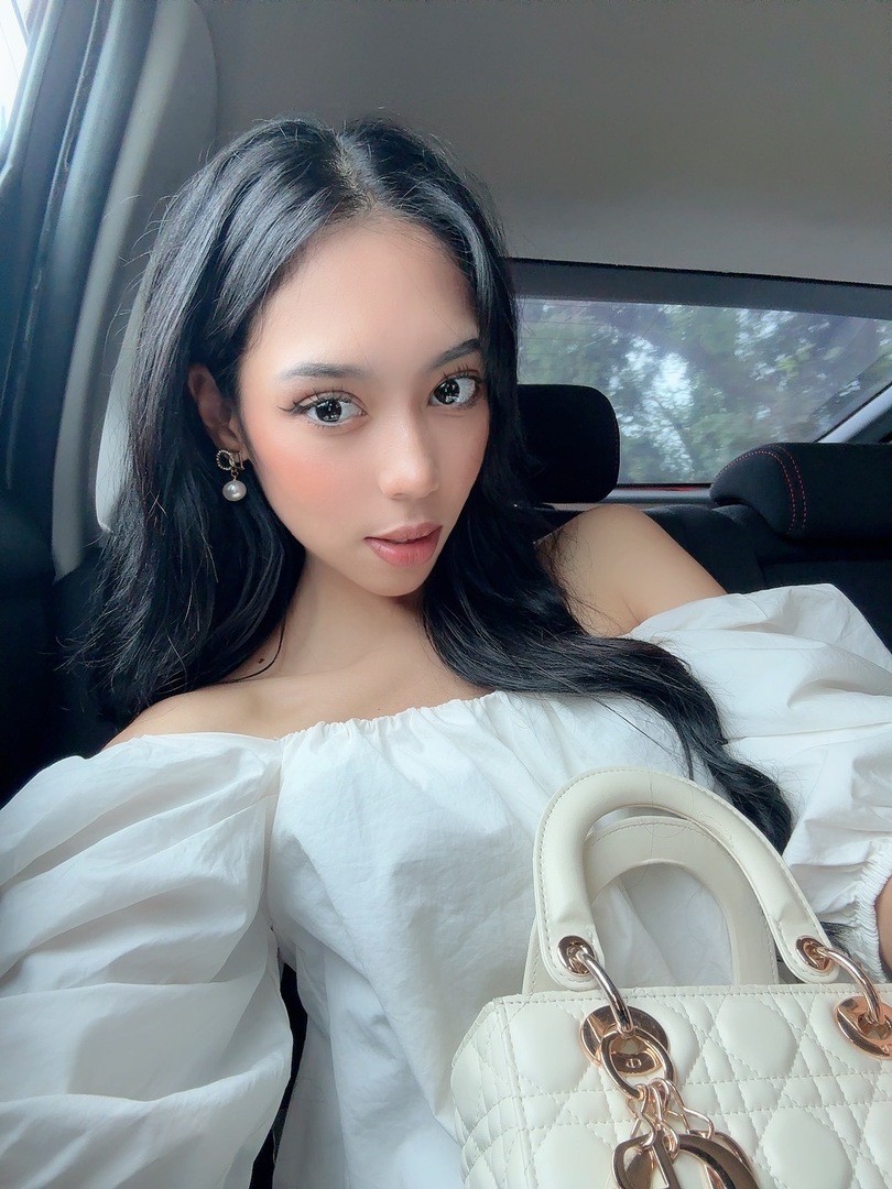 Thumb d1c03519 09ff 41fa 938c a65bdfdf6eb3