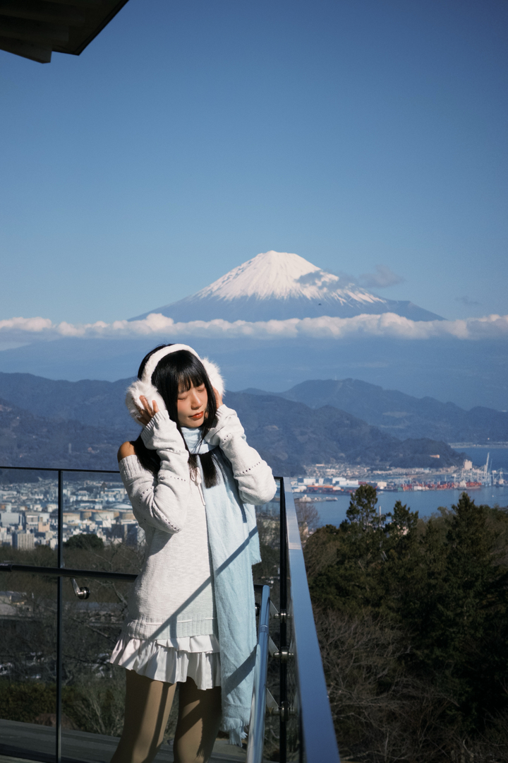 Thumb 9b21181c c44a 4f9f aba2 be01705f7347