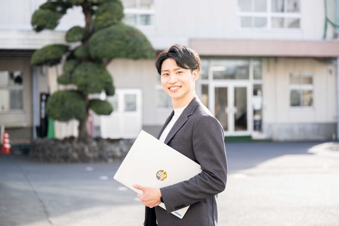 Thumb b50bc65b f4d8 4f2b 98b9 d34f700058c8