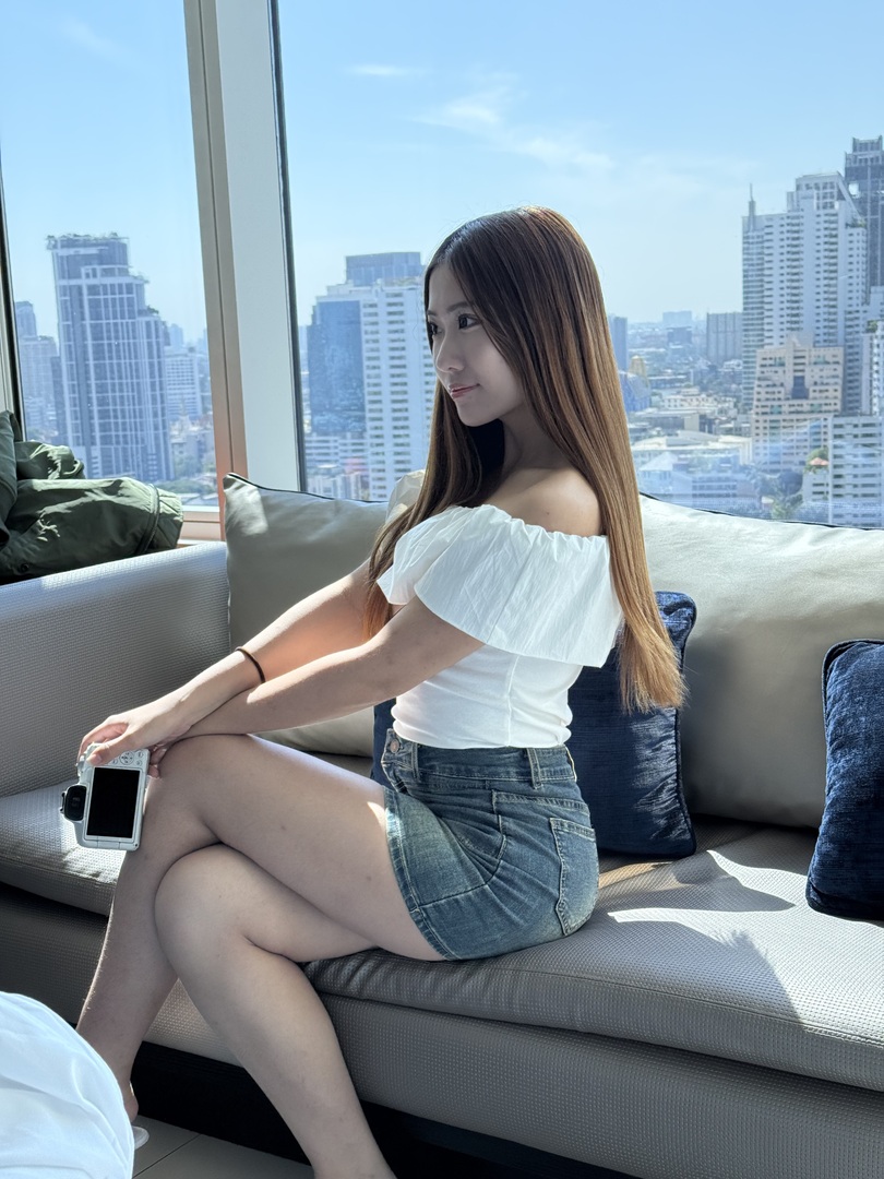 Thumb b9d44cbc 9bb1 4da4 9063 98329b7aa248