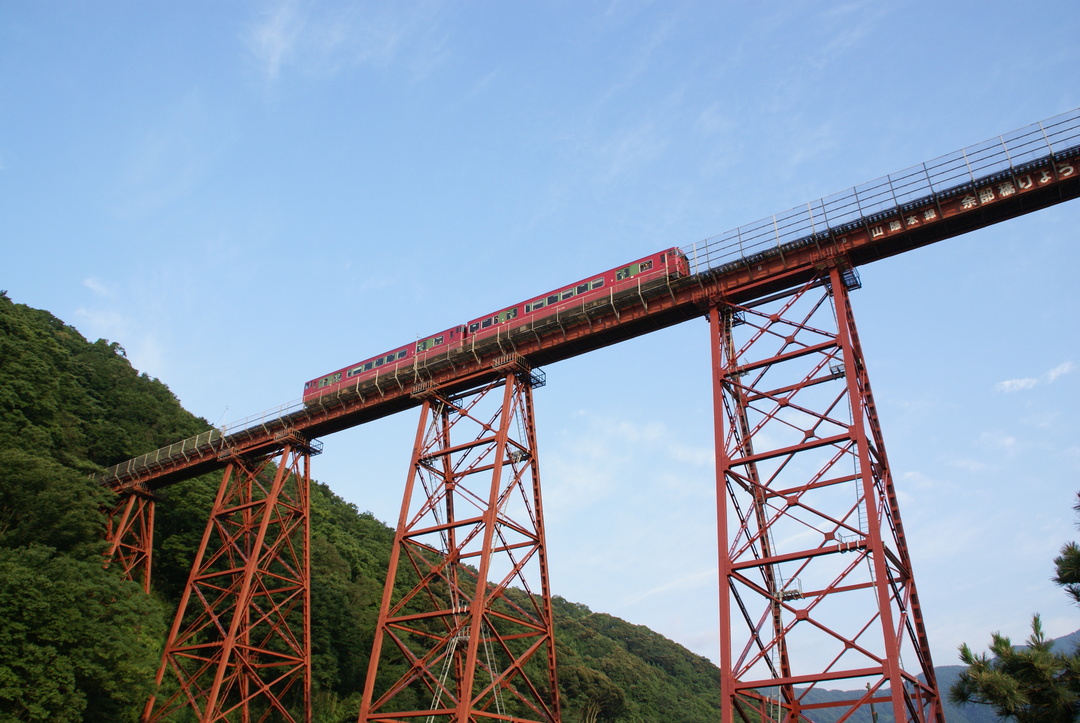 Thumb 7247f41a 964c 401c be9d ed98a13a4042