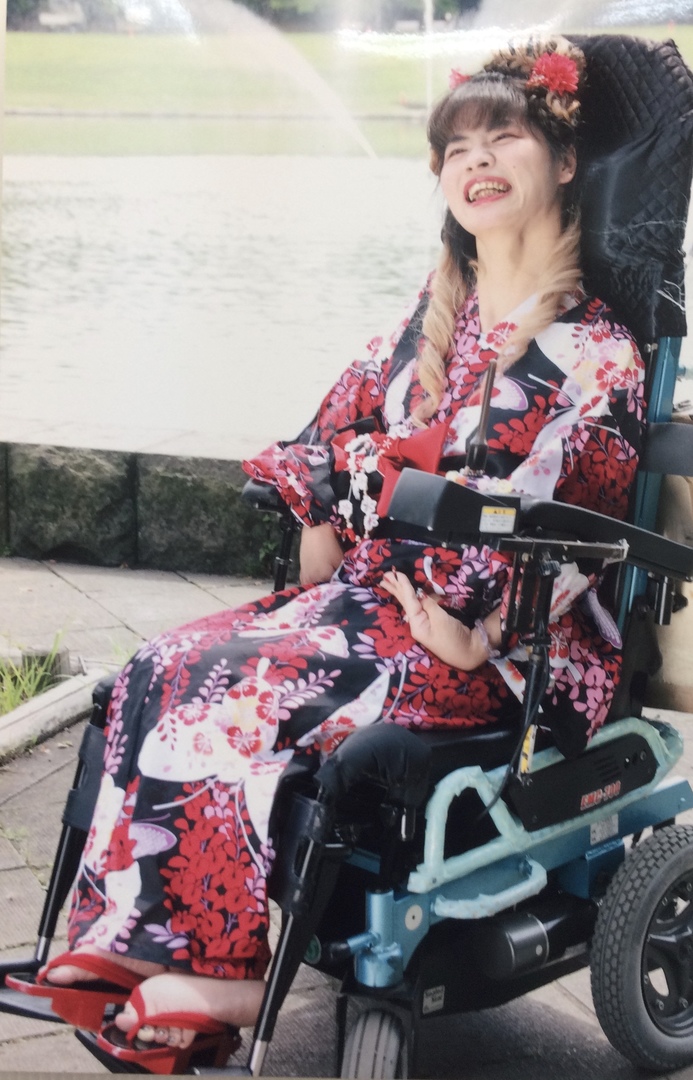 Thumb 40524ebf 94c3 4c11 949b d9c2d2ce80c4