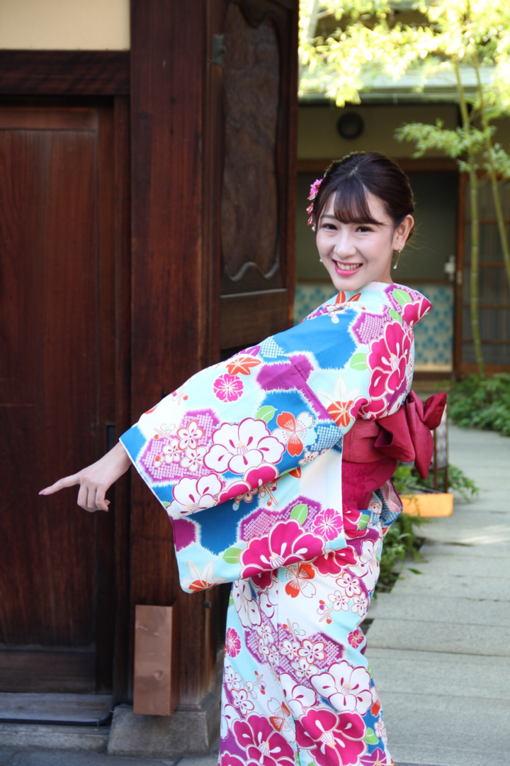 Thumb 7edceda2 a889 4aea bd2d b3005b4a8e5c