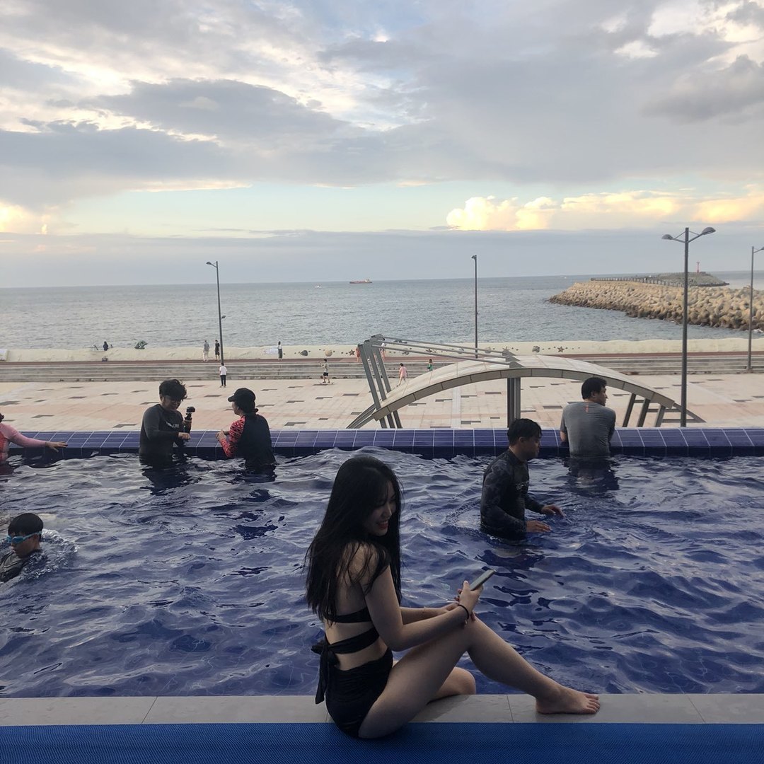 Thumb a4985ca1 9310 4a6a a7a6 e790e8154be5