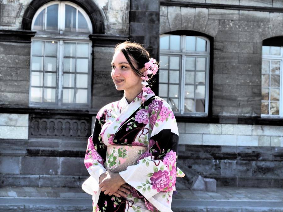 乙女のきもの 着物を着て レトロな町並み小樽を散策