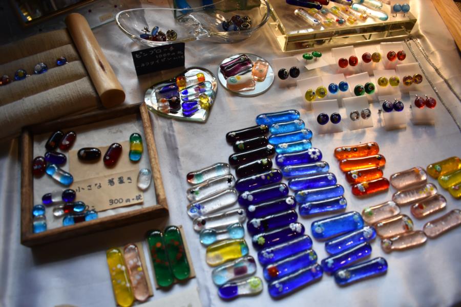 Otaru Glass Honpo "Wazou" Have the Otaru experience! Make beautiful