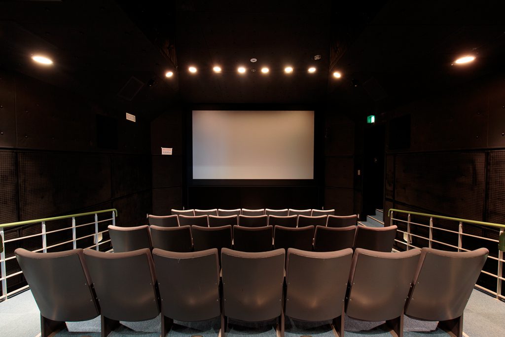 ミニ映画館「マリタイムシアター」/神戸海洋博物館(兵庫県)